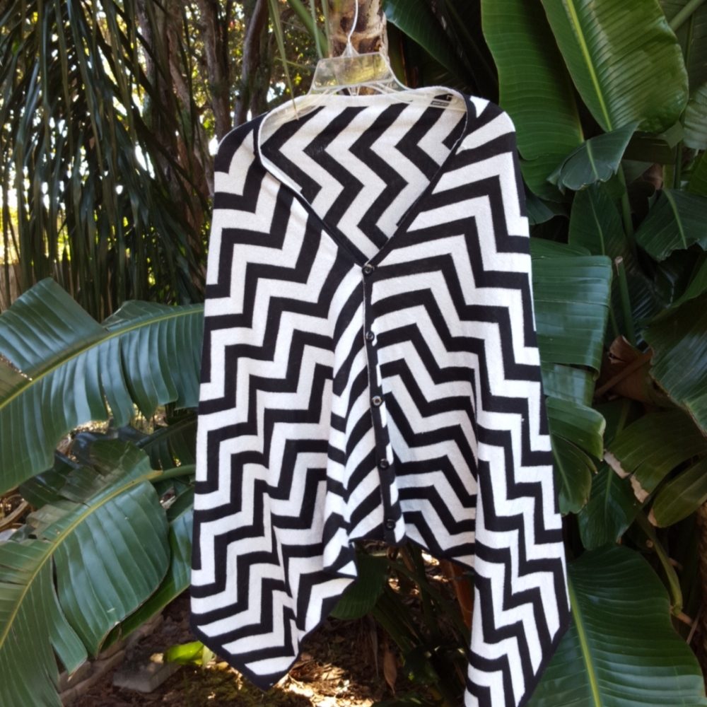 Geometric Silver Striped Cape - image 2